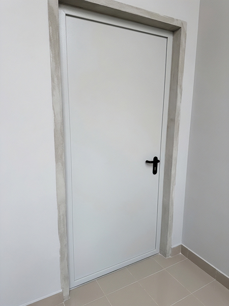 Огнестойкая дверь – фото изнутри