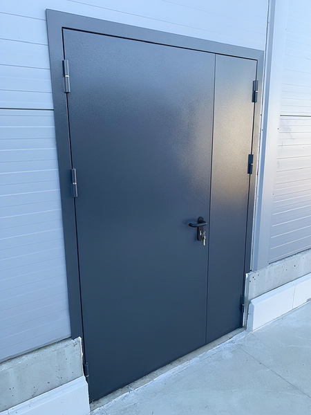 Полуторная серая дверь ei-60