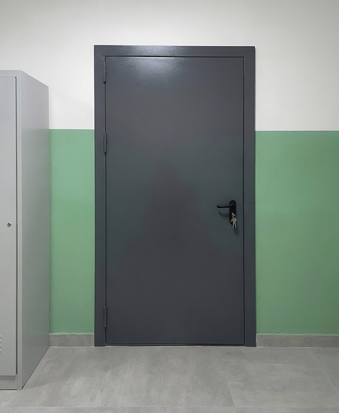 Серая дверь с огнестойкостью EI-60 Серая дверь с огнестойкостью EI-60