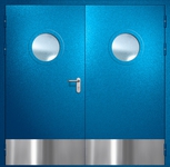 Двупольная противопожарная дверь EI-60 с круглыми стеклопакетами, отбойниками и ручками «Антипаника», окрас по RAL 5002